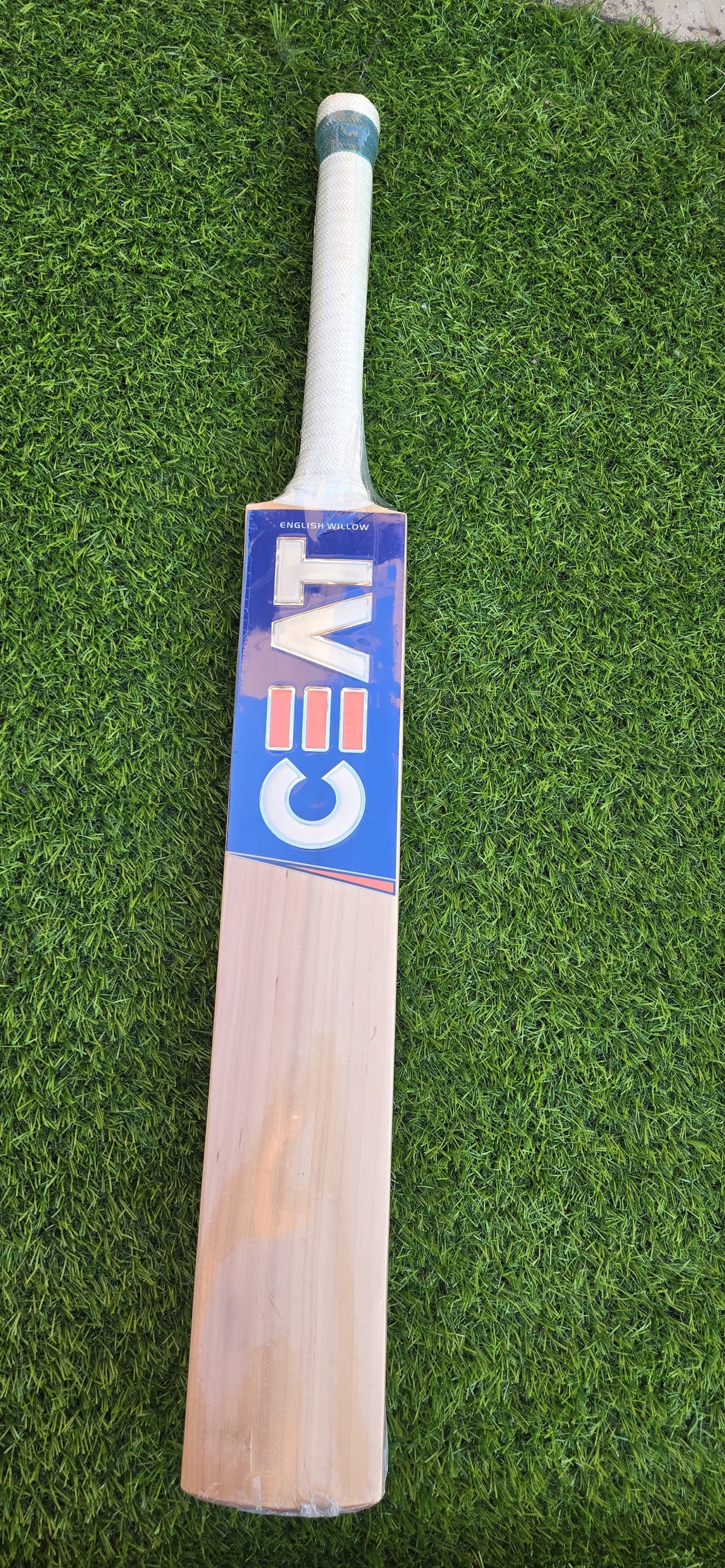 CEAT Rohit Sharma Edition Kashmir Willow cricket bat product photo 2