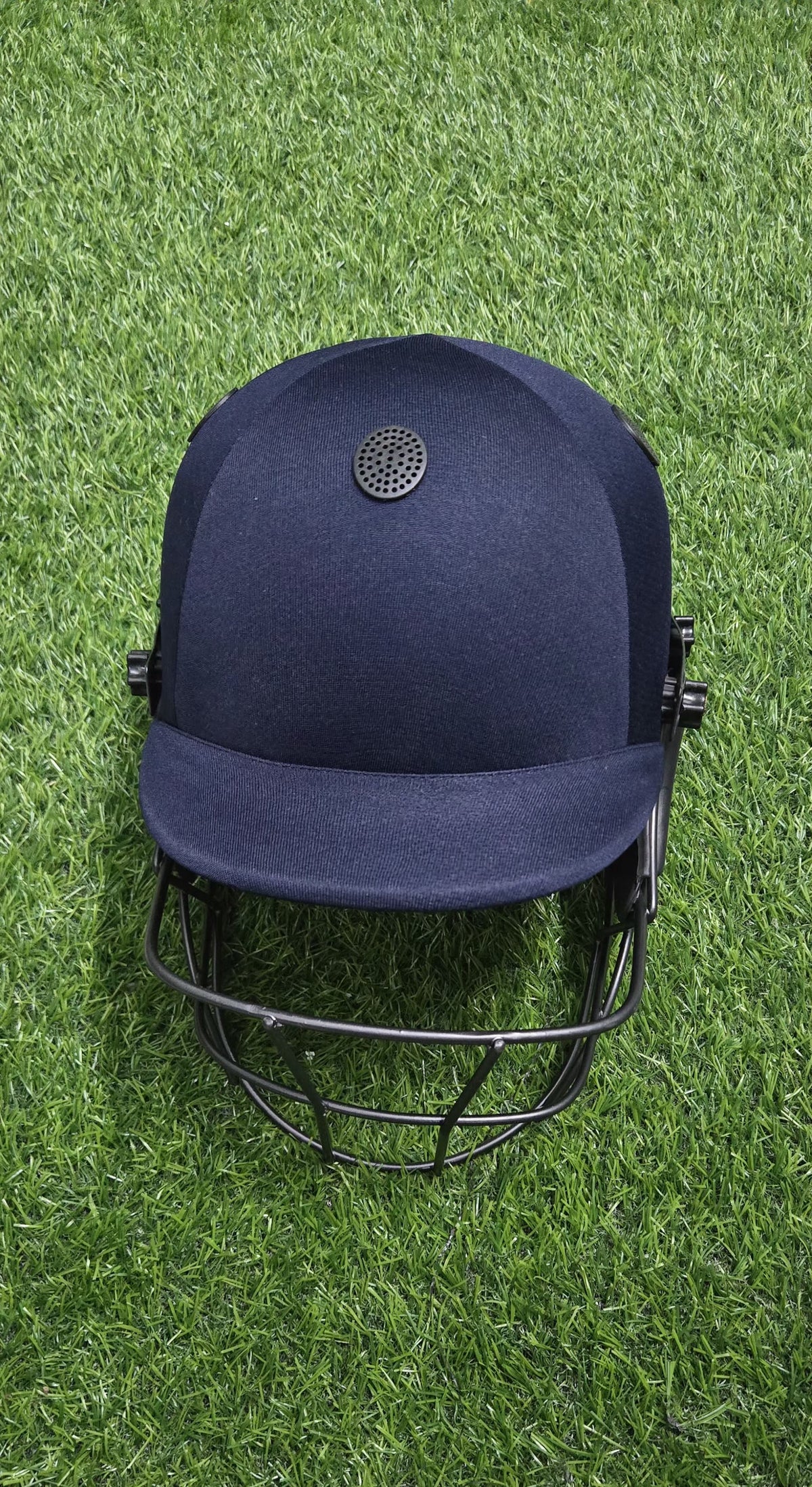Yonker Cricket Helmet with Face Guard