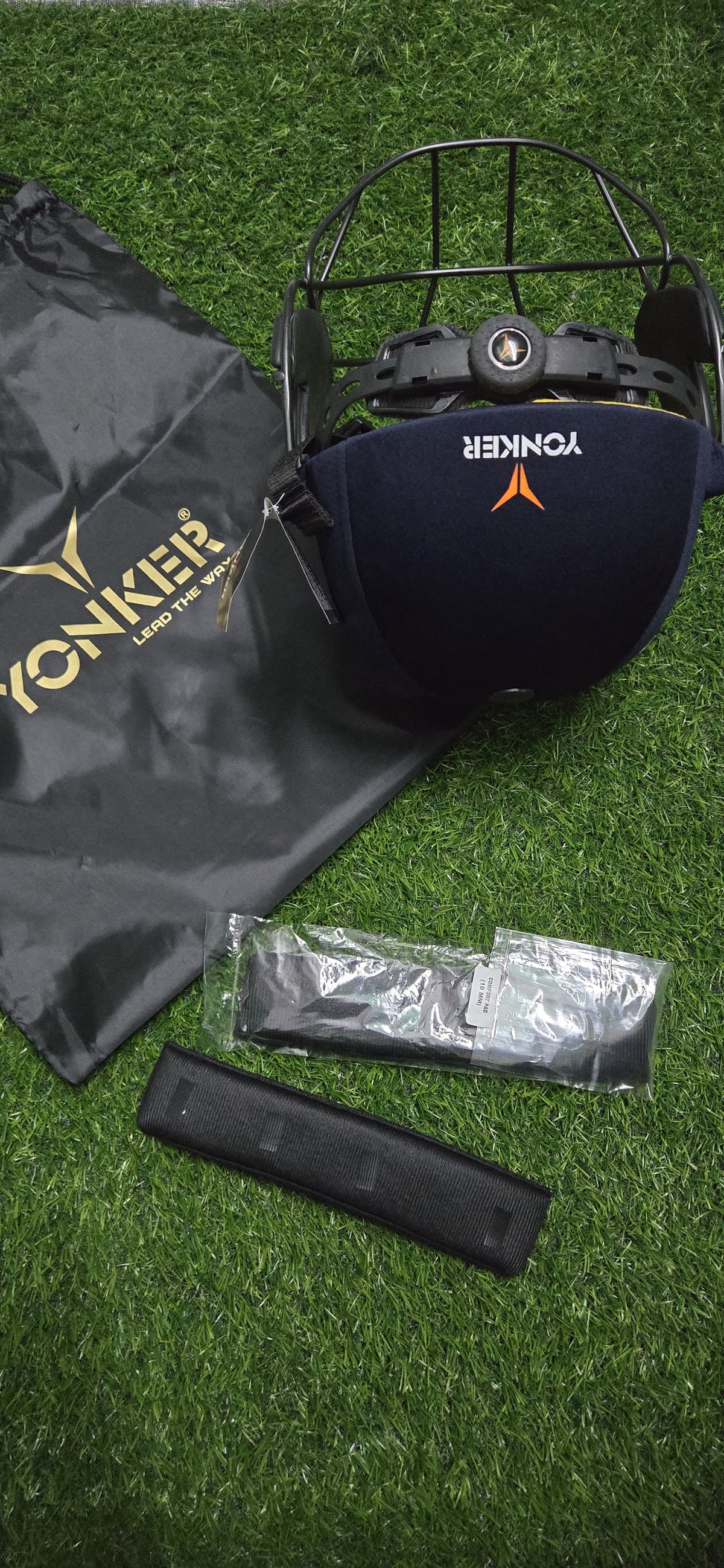 Yonker Cricket Helmet with Accessories