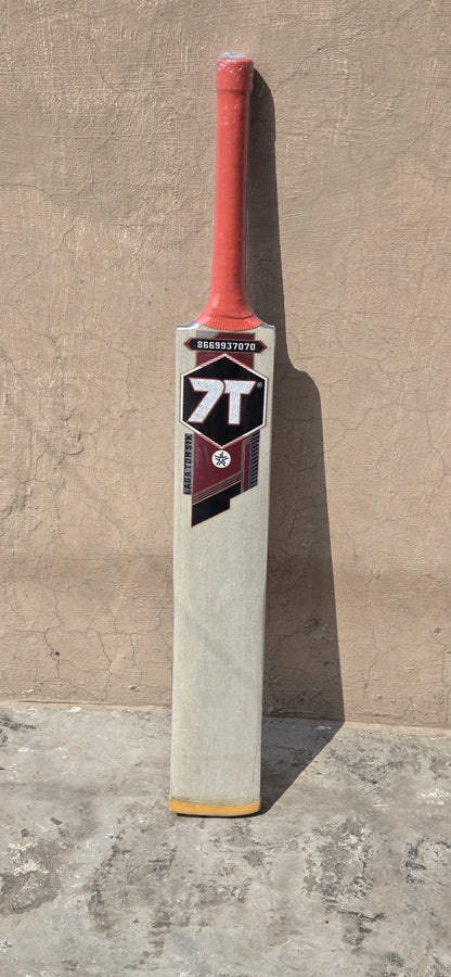 Additional product view of the 7T 7T Million gold scoop cricket bat