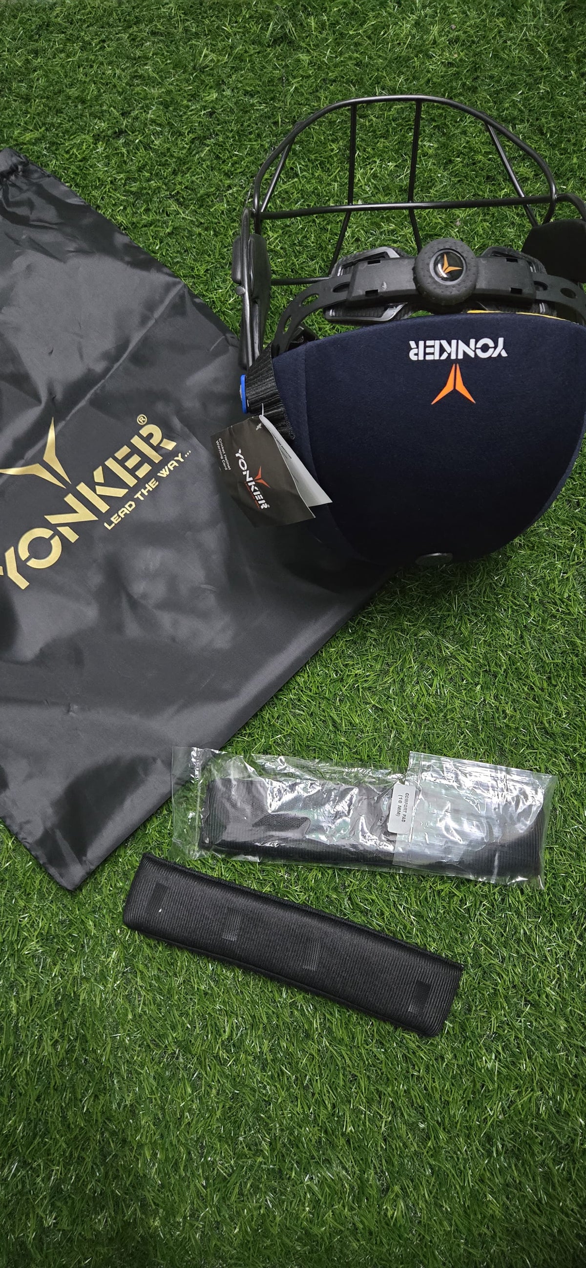Yonker Cricket Helmet with Accessories