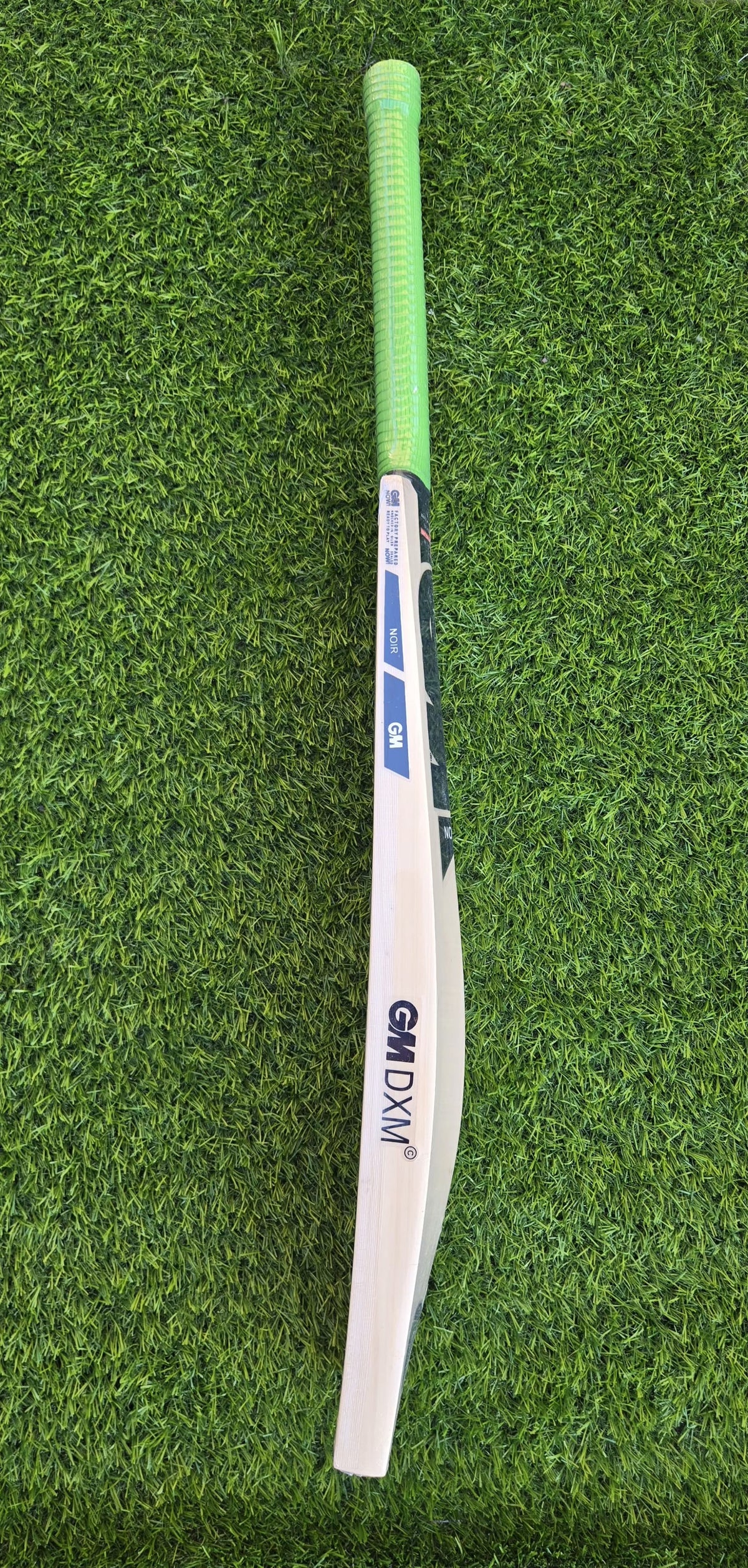 GM Noir Kashmir Willow cricket bat product photo 4